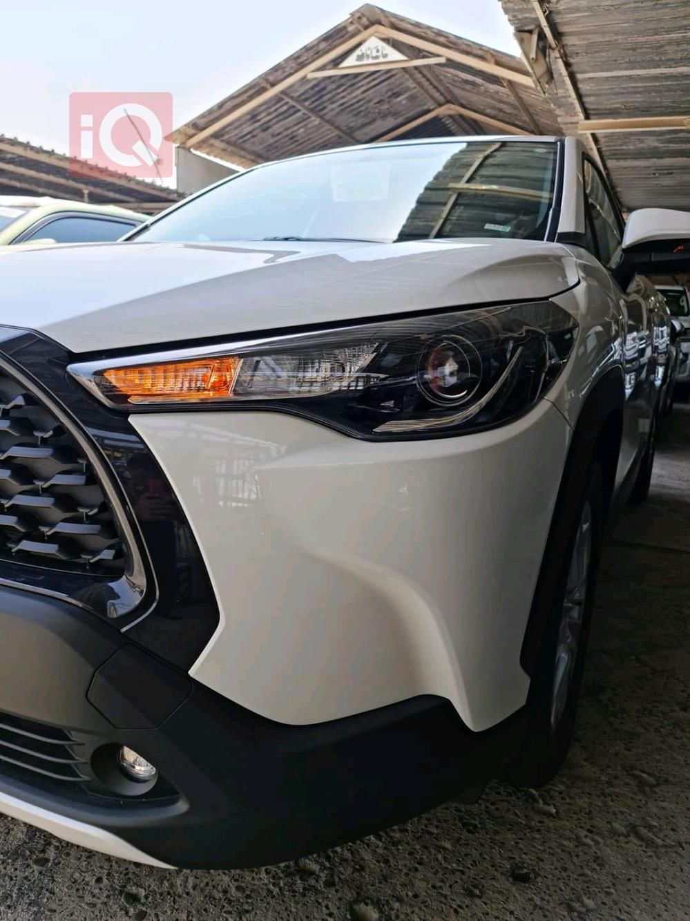 تۆیۆتا کۆرۆلا کرۆس